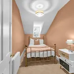 Heights - Luxury 6 Bed *