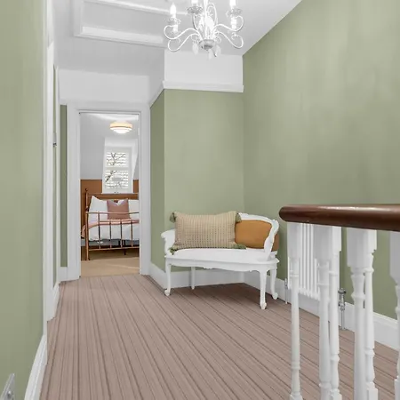 Heights - Luxury 6 Bed * ハロゲート