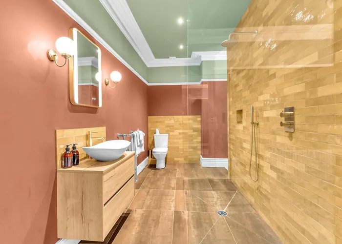 بيت للعطل Heights - Luxury 6 Bed