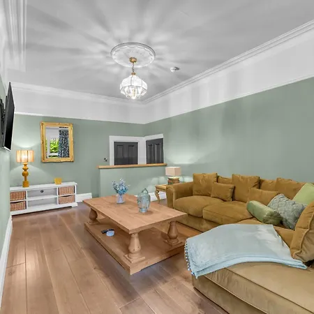 Feriehus Harrogate Heights - Luxury 6 Bed Central Harrogate Home Harrogate