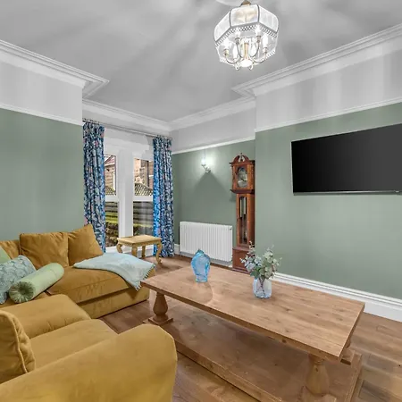 Ferienhaus Heights - Luxury 6 Bed *