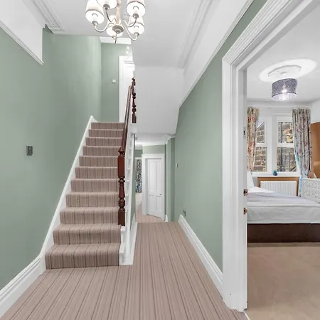 Heights - Luxury 6 Bed Ferienhaus