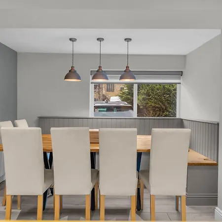 Heights - Luxury 6 Bed Ferienhaus Harrogate